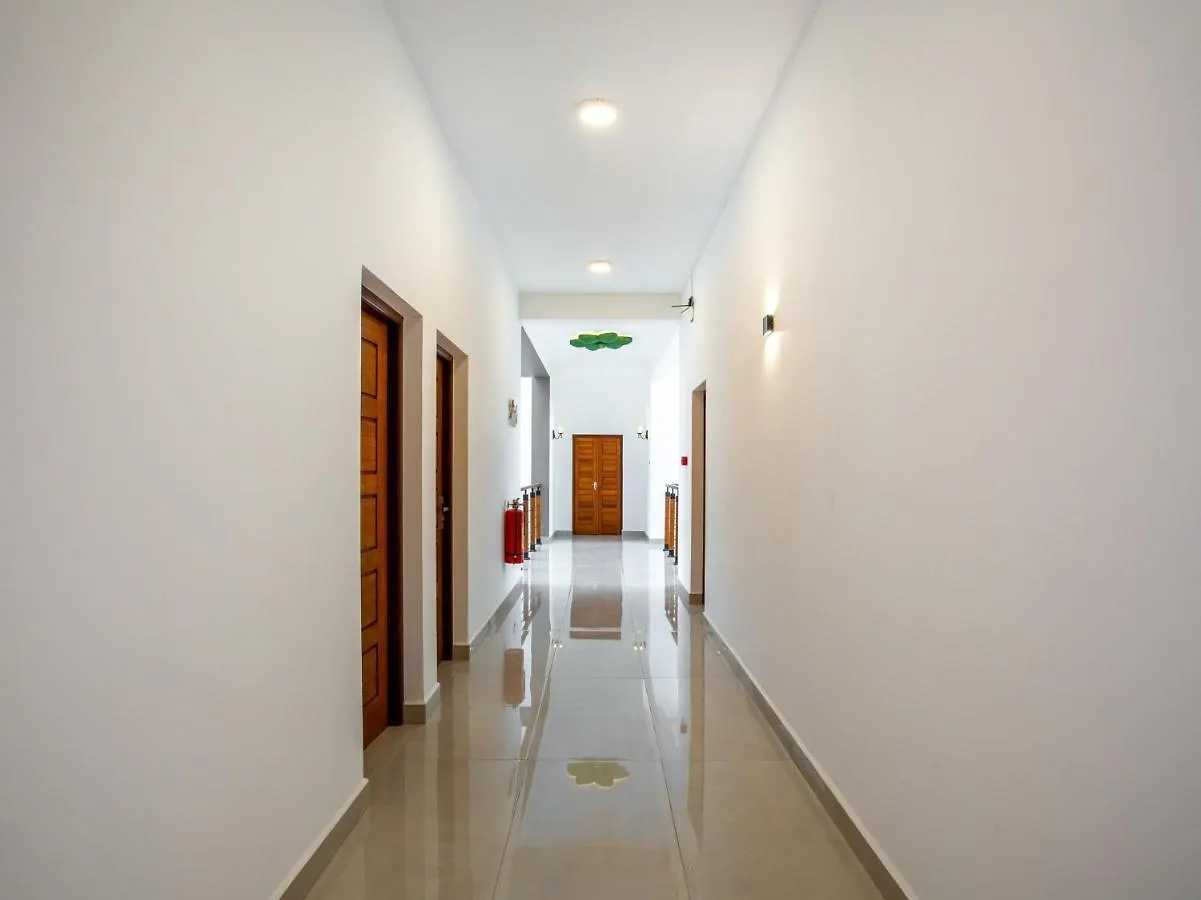 J Leaf Hotel Negombo 3*,  Sri Lanka
